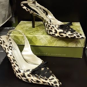 J Renee Leopard Slings